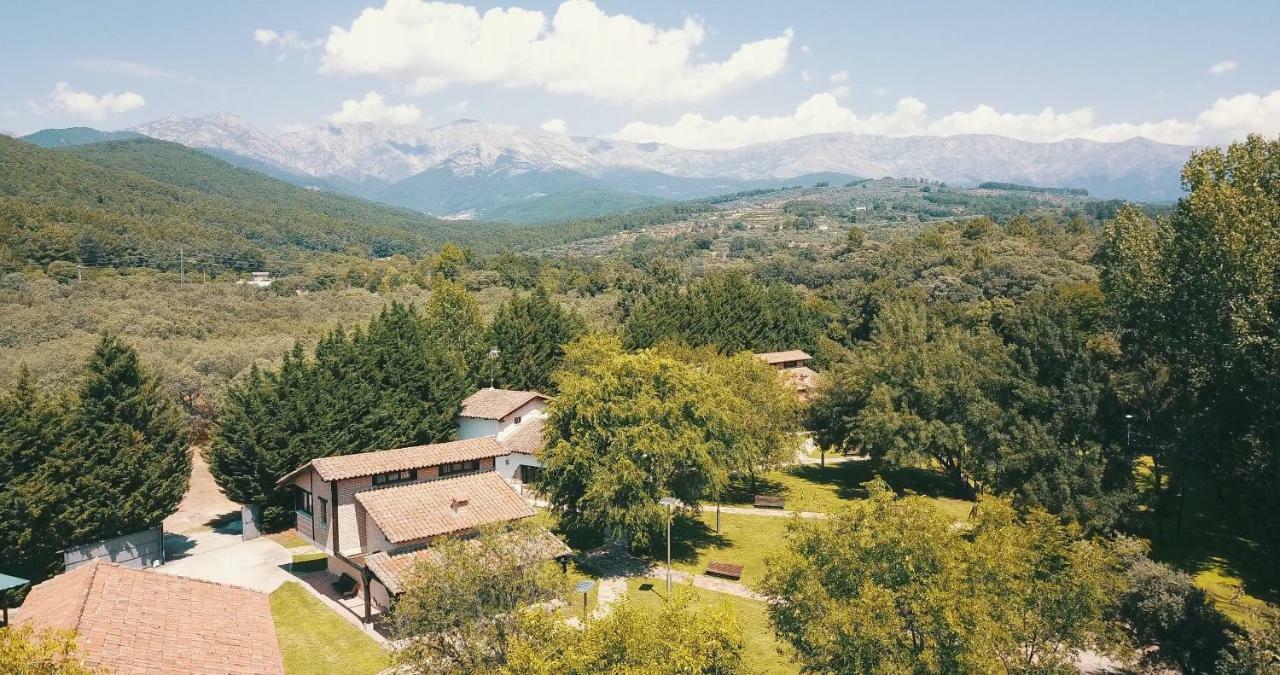 Esencia De Gredos Guest House Ramacastanas Exterior photo